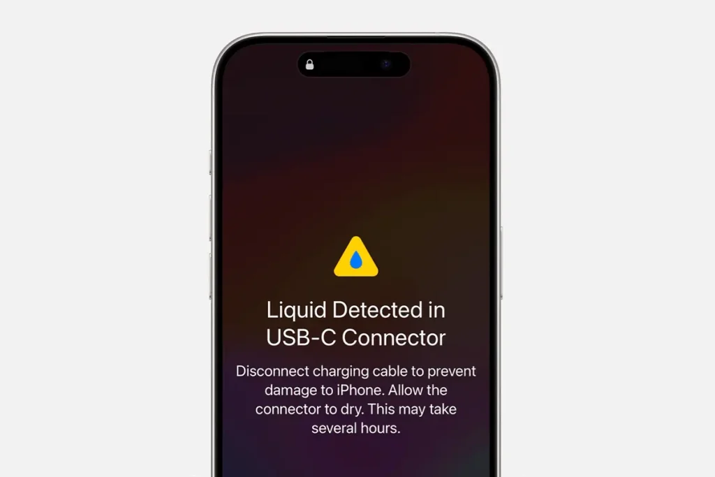 اسکرین شات پیام خطای Liquid Detected in USB-C Connector آیفون