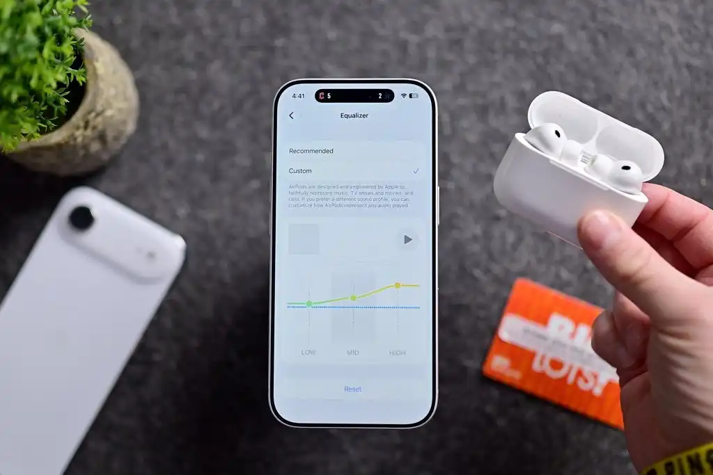 تنظیم اکولایزر AirPods در iOS 27