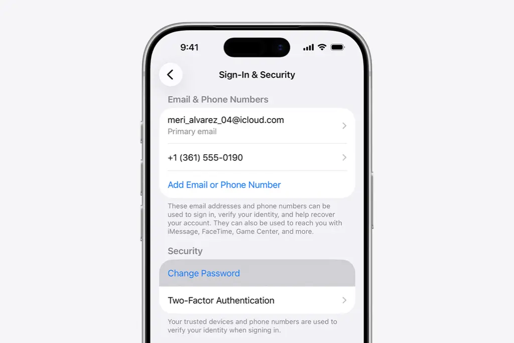 بخش Sign in & Security تنظیمات آیفون
